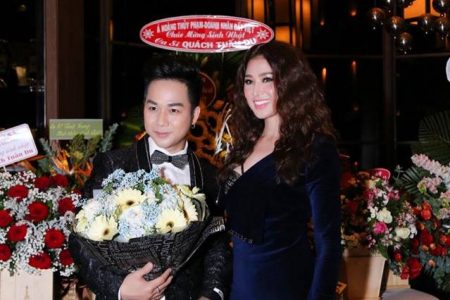 Á hoàng Thủy Phạm đẹp gợi cảm tại tiệc sinh nhật Quách Tuấn Du