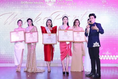 Nguyễn Thị Duyên tham dự Thanks party của cuộc thi hoa hậu Doanh nhân Việt Nam Toàn cầu 2020