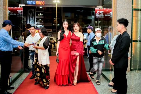 Vóc dáng mảnh mai của Người đẹp Bích Ngọc trong sự kiện mới nhất