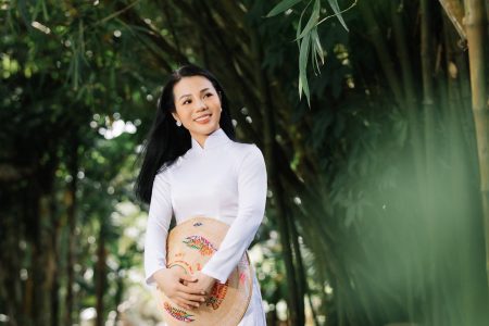 THÍ SINH HOA HẬU DOANH NHÂN VIỆT NAM 2024 PHẠM THỊ BÍCH THUẬN – CÔ GÁI VÀNG YOGA VIỆT NAM